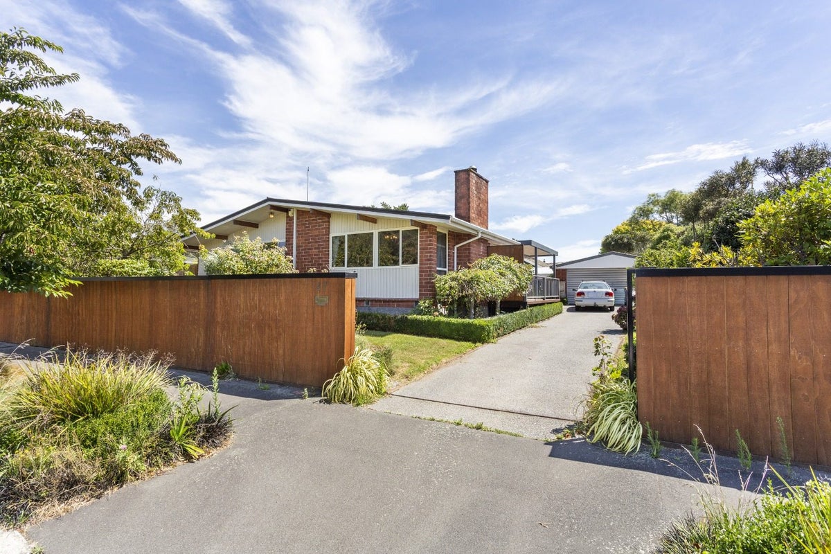 47 Glenharrow Avenue, Avonhead, Christchurch - Carousel 1