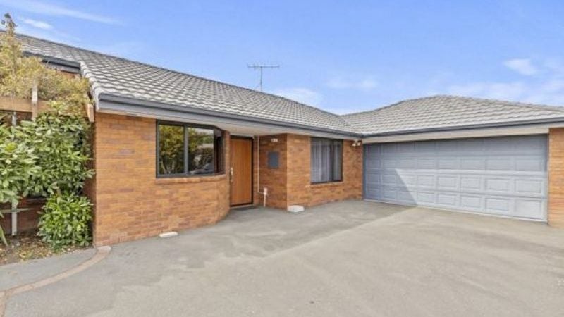2/2 Wadsworth Crescent, Redwoodtown, Blenheim - Carousel 1