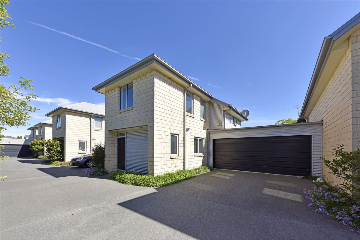 39B Whitmore Street, Edgeware, Christchurch - Carousel 1