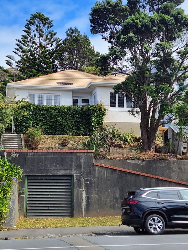 20 Hataitai Road, Hataitai, Wellington - Carousel 1
