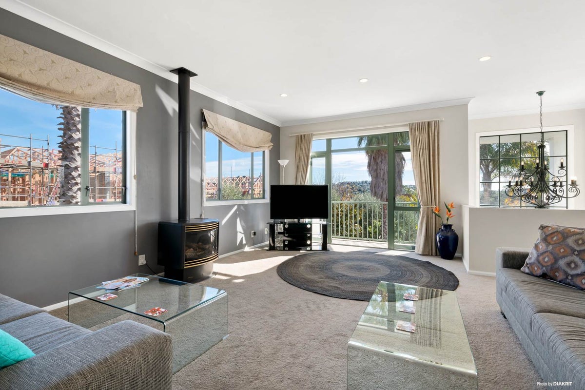 9 Voyager Drive, Gulf Harbour, Whangaparaoa - Carousel 2
