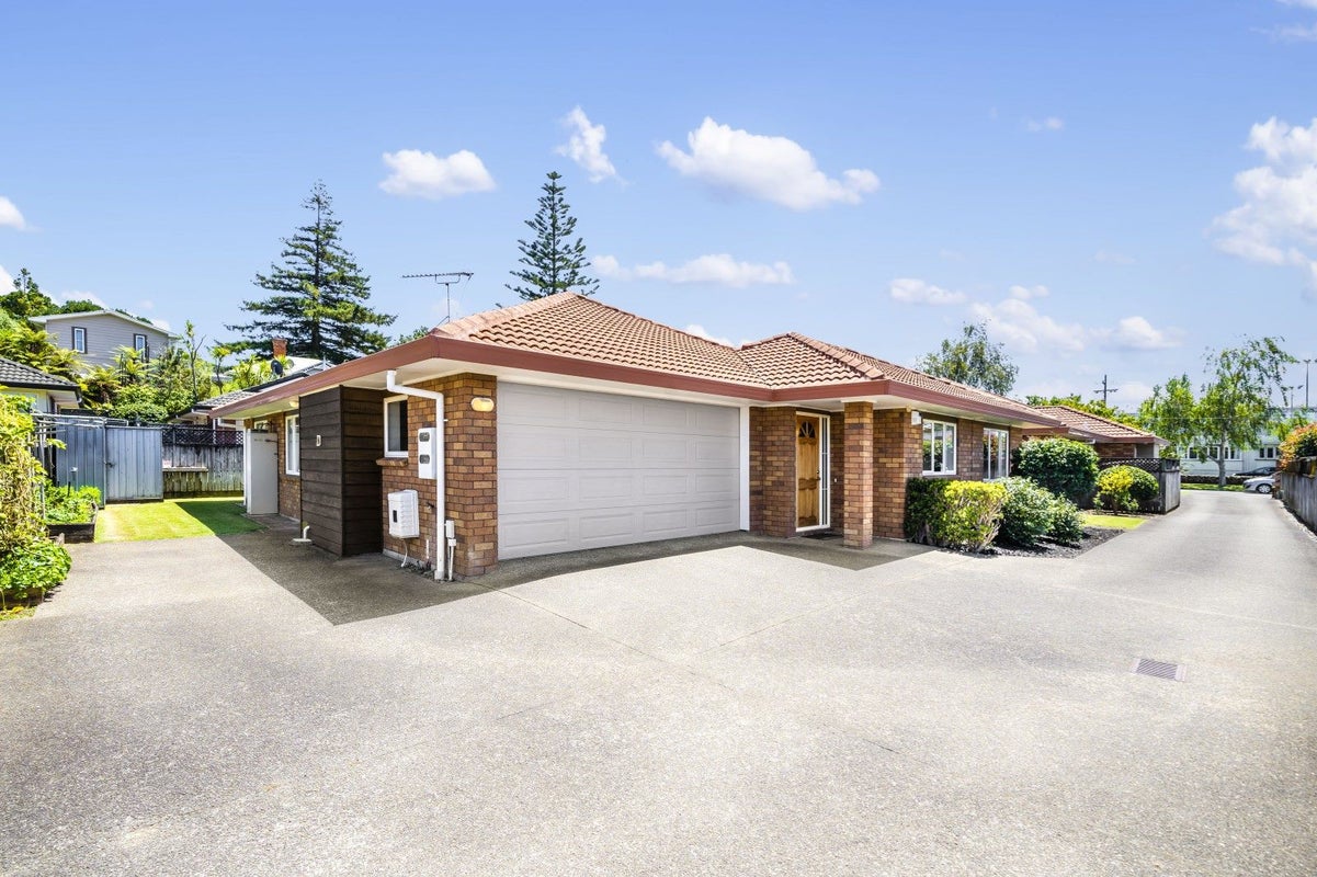 2/8 Erson Avenue, Royal Oak, Auckland - Carousel 19