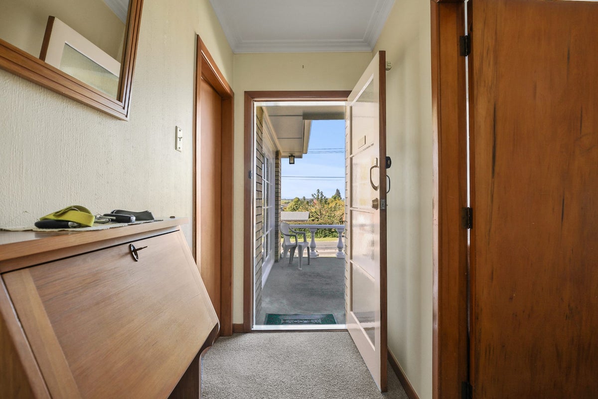 8 Ballance Street, Kihikihi, Te Awamutu - Carousel 2