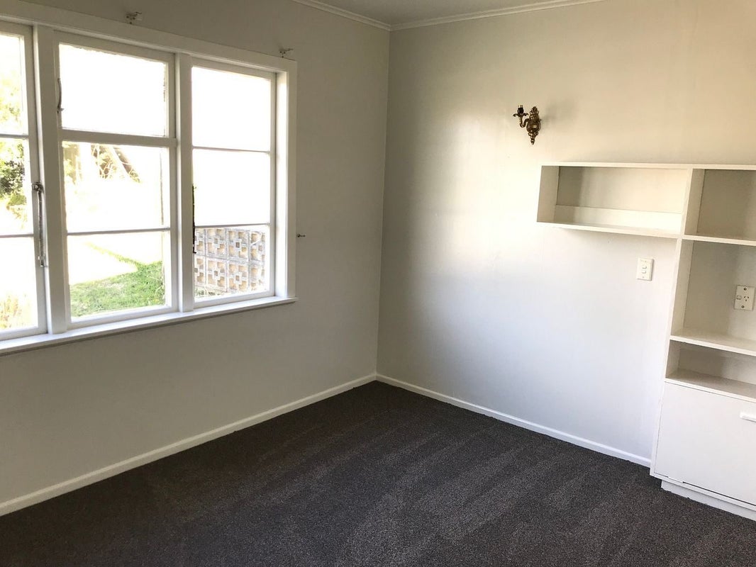 191 Bedford Street, Cannons Creek, Porirua - Carousel 2