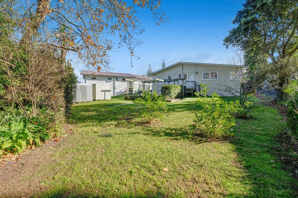 9 Woodstock Road, Forrest Hill, North Shore City, Auckland - Carousel 2