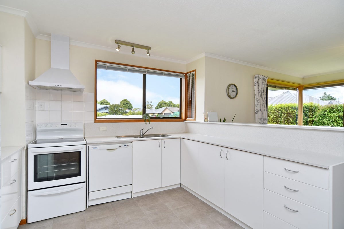 1/22 Kingrove Street, Bishopdale, Christchurch - Carousel 2