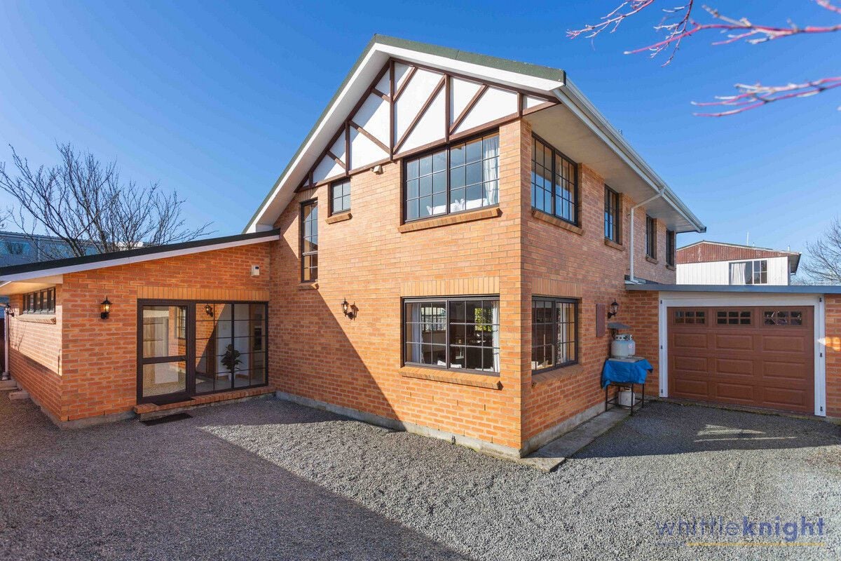 2/28 Champion Street, Edgeware, Christchurch - Carousel 1