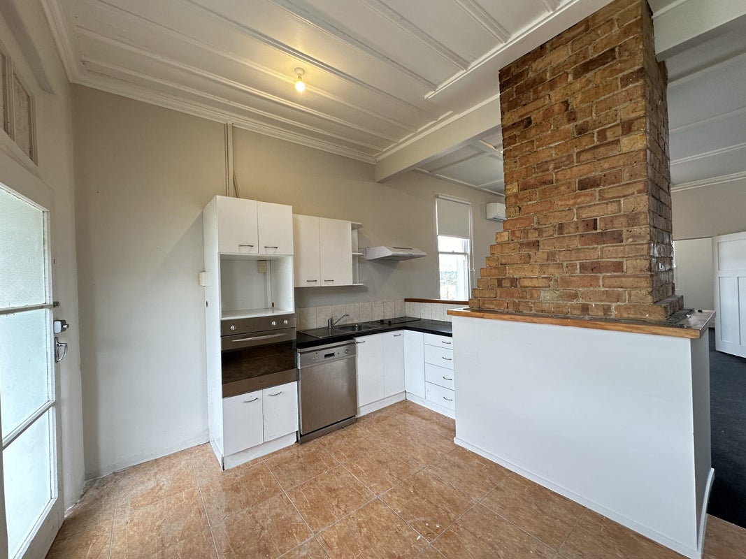 4 Falkirk Street, Blockhouse Bay, Auckland - Carousel 1
