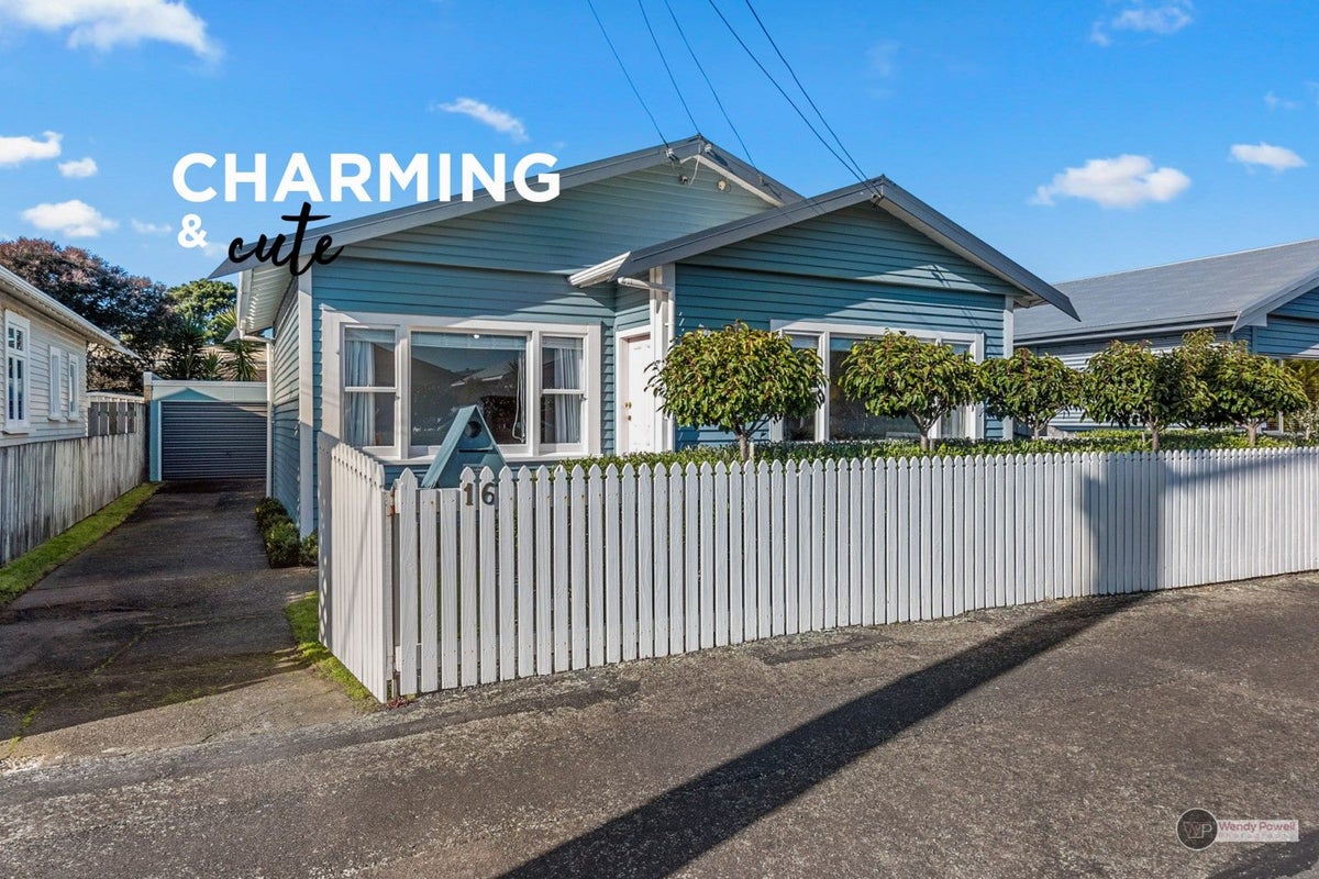 16 Jessie Street, Petone, Lower Hutt - Carousel 1