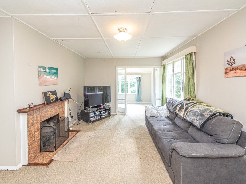 51 Swiss Avenue, Gonville, Whanganui - Carousel 2