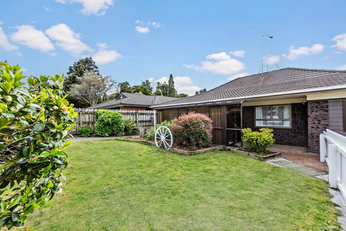 1/352 Great South Road, Opaheke, Papakura - Carousel 1