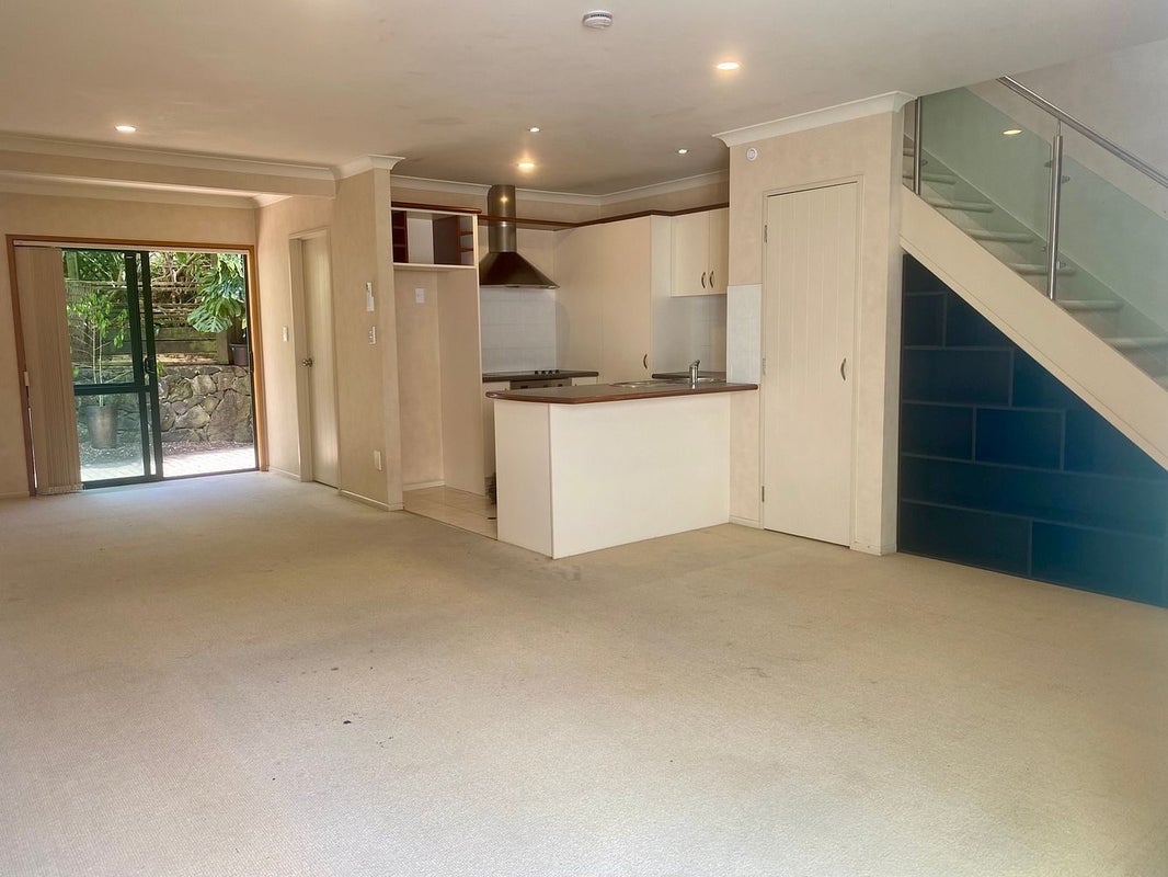 404G Ellerslie-Panmure Highway, Mount Wellington, Auckland - Carousel 2