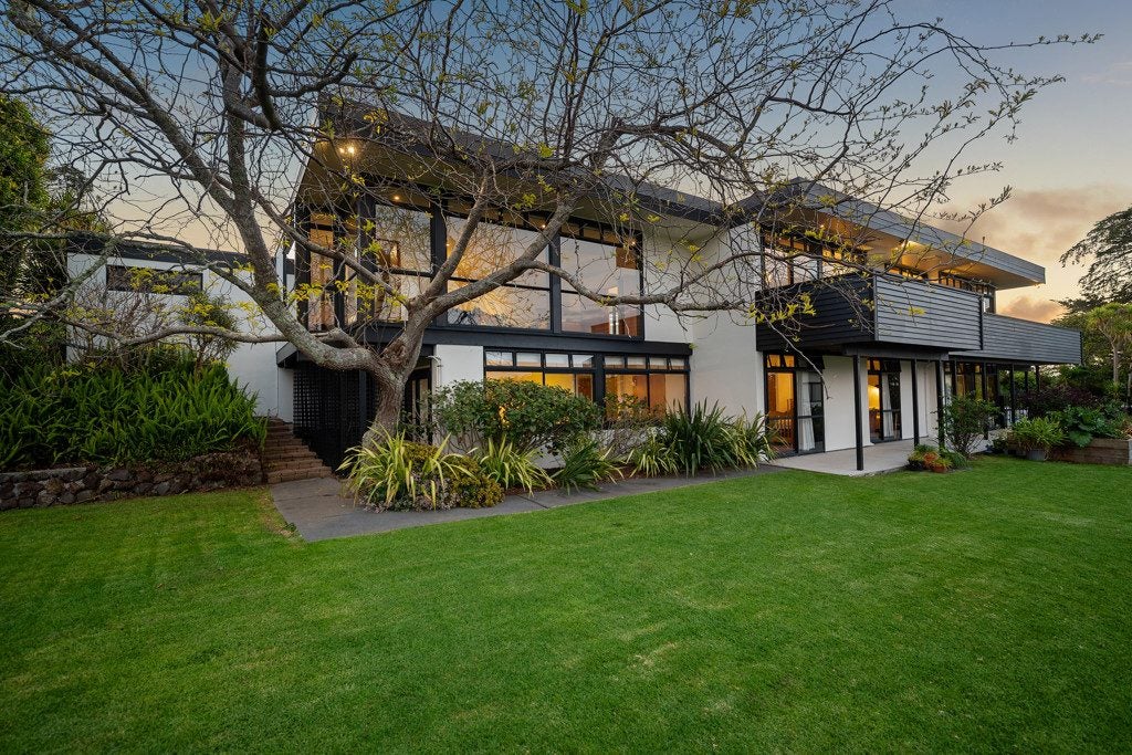 181 Vaughans Road, Okura, Auckland - Carousel 30