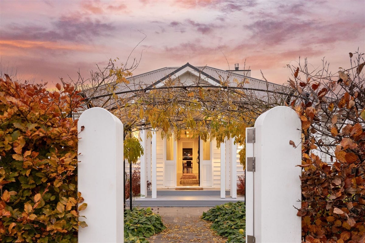 21 Garden Road, Merivale, Christchurch - Carousel 13