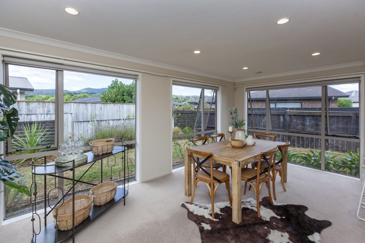 9 Hulme Way, Raumati Beach, Paraparaumu - Carousel 2