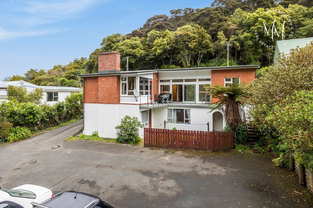8E Cosy Dell Road, North Dunedin, Dunedin - Carousel 1