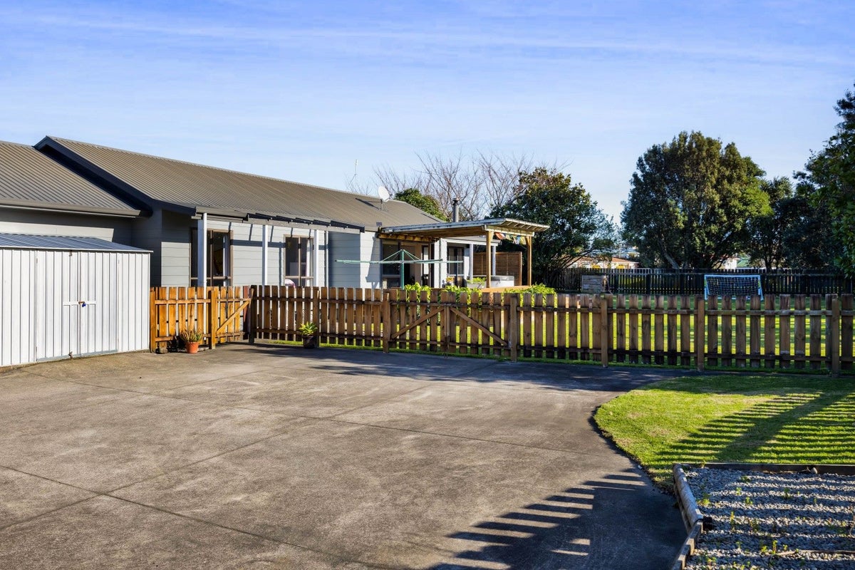 23B Kingsford Street, Bell Block, New Plymouth - Carousel 25