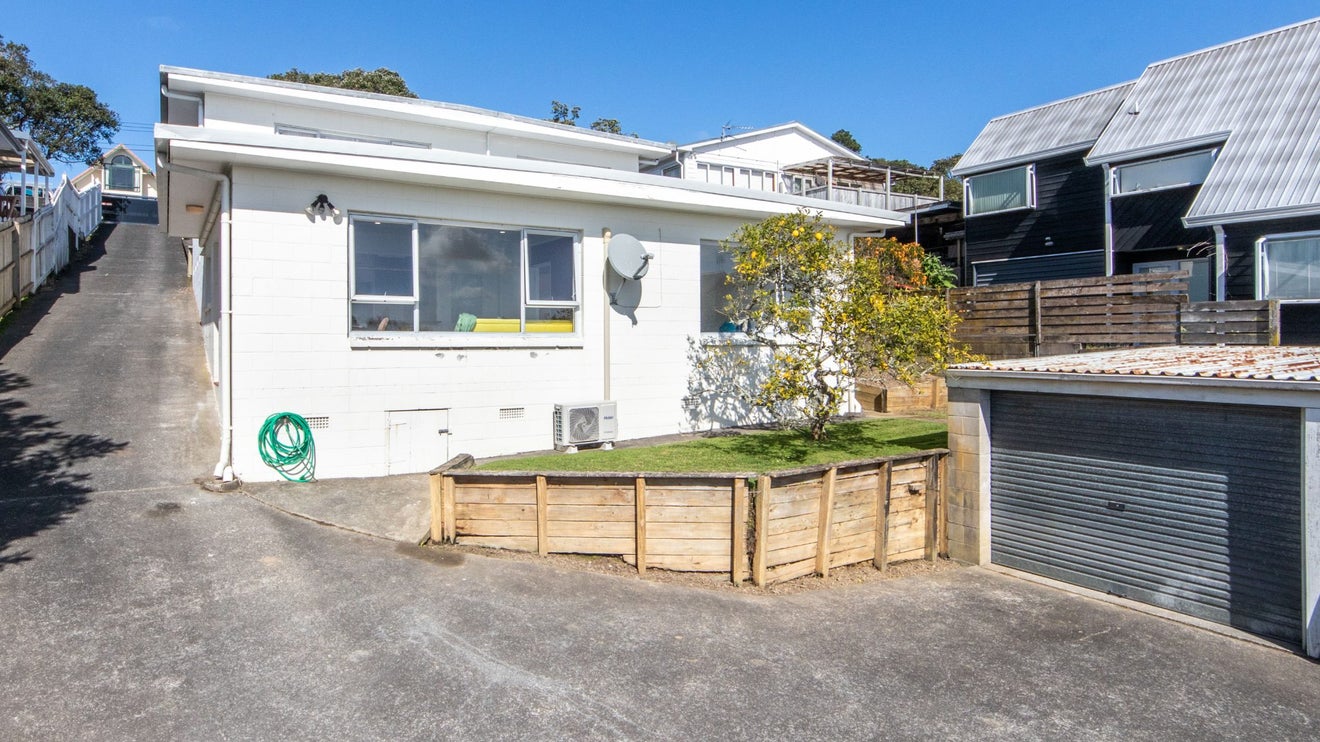 3/7 Gilfillan Street, Blockhouse Bay, Auckland - Carousel 1