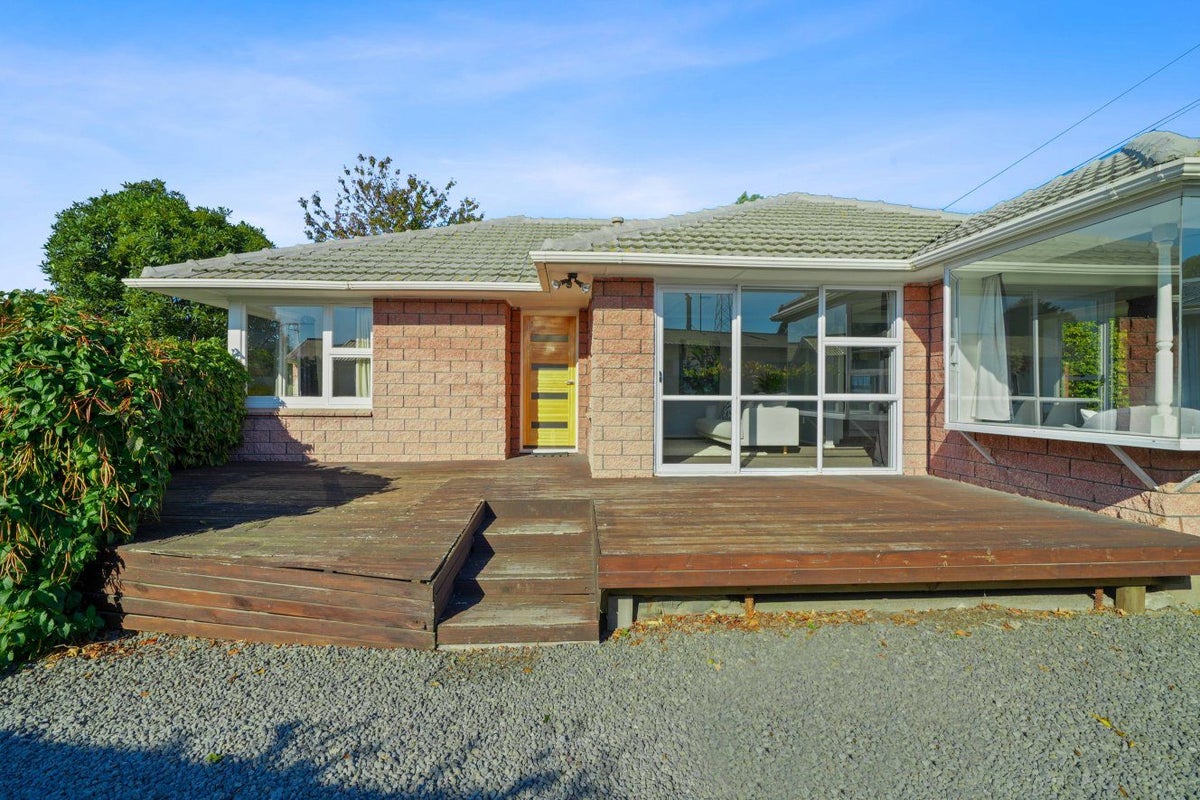 79 Boston Avenue, Hornby, Christchurch - Carousel 2