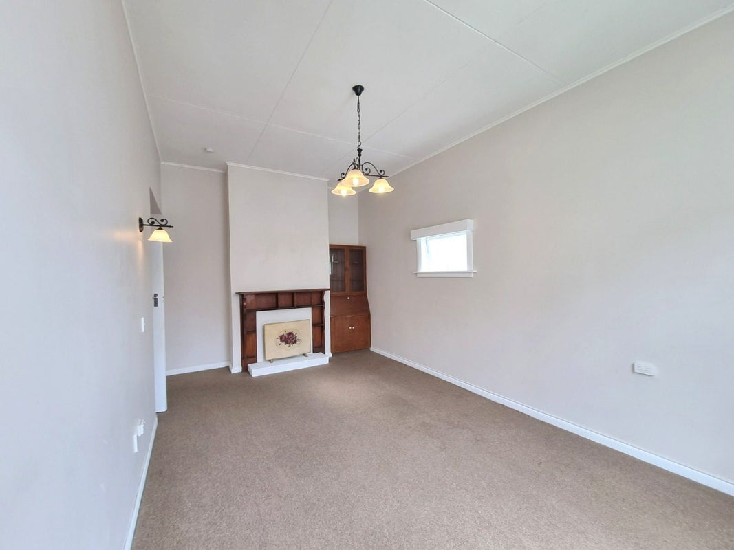 4 Manley Terrace, Newtown, Wellington - Carousel 2