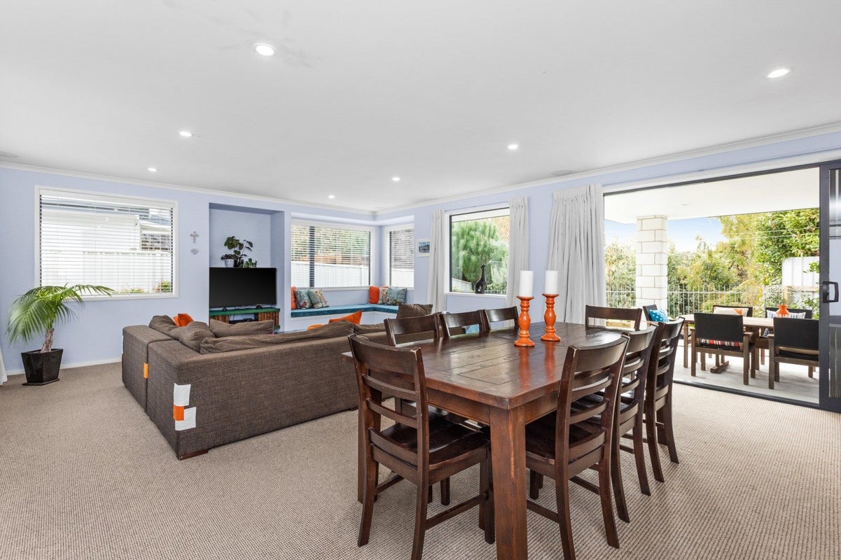 1240B Louie Street, Parkvale, Hastings - Carousel 1