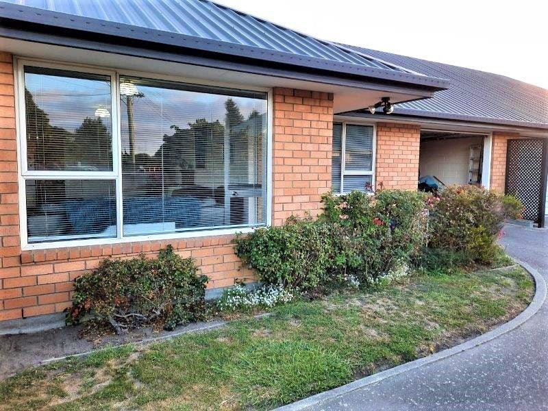 1/52 Middlepark Road, Sockburn, Christchurch - Carousel 1