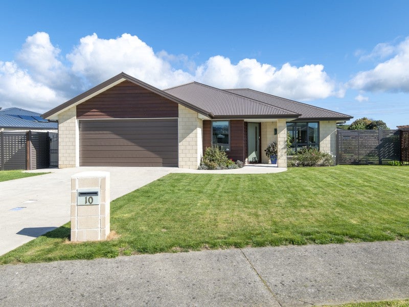 10 Gladys Place, Levin, Levin - Carousel 1
