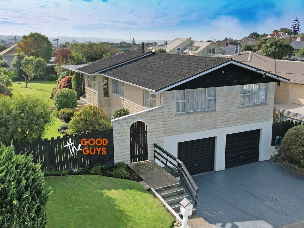 19 Perth Street, South Hill, Oamaru - Carousel 1