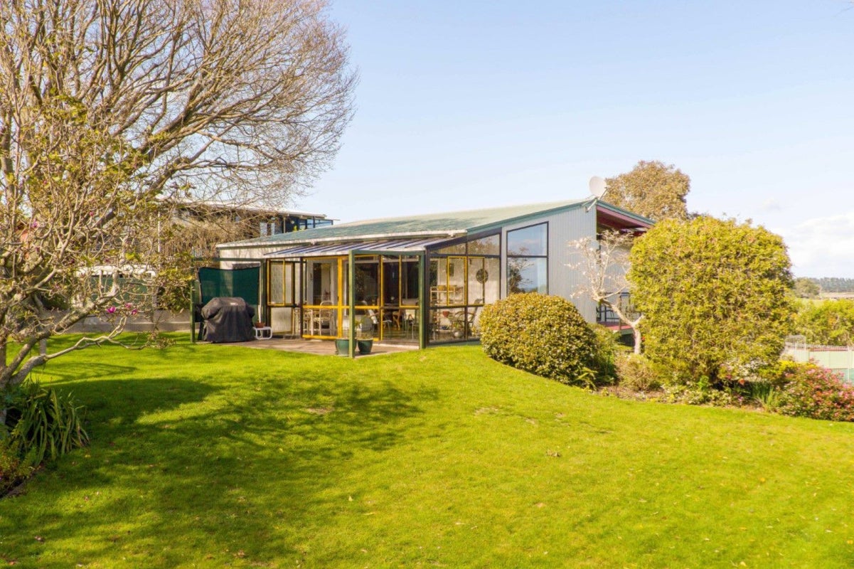 30 Plunket Street, Durie Hill, Whanganui - Carousel 1