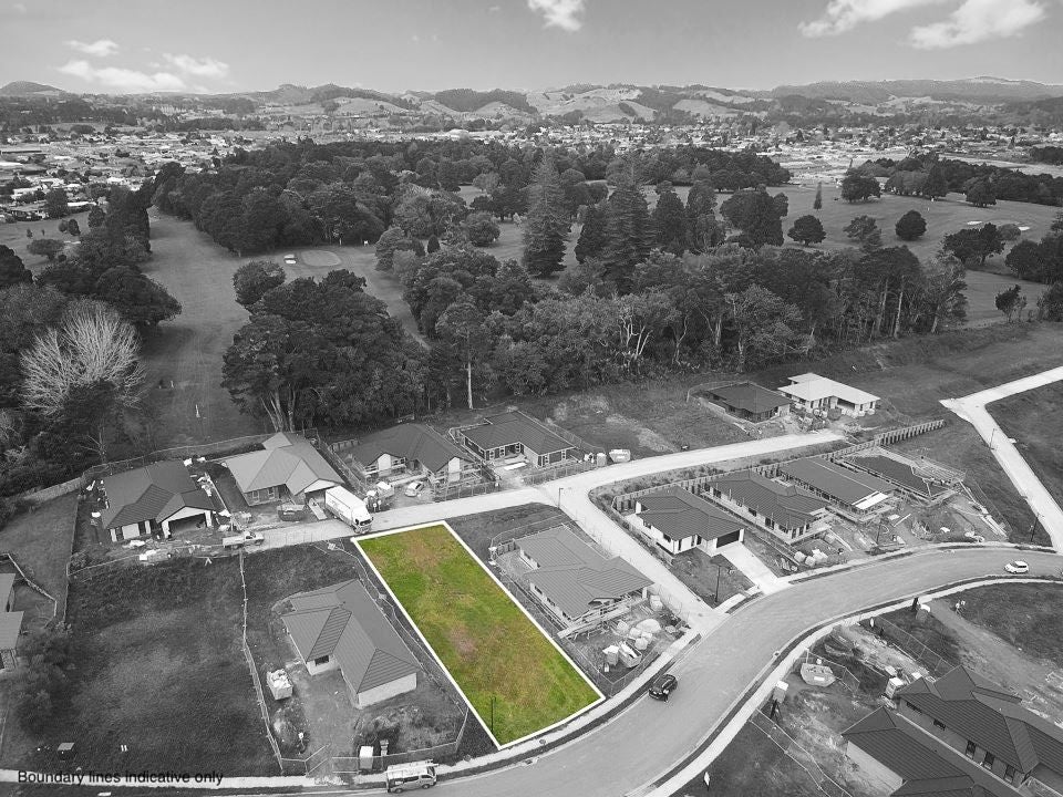 7 Royal St Annes Drive, Kamo, Whangarei - Carousel 1