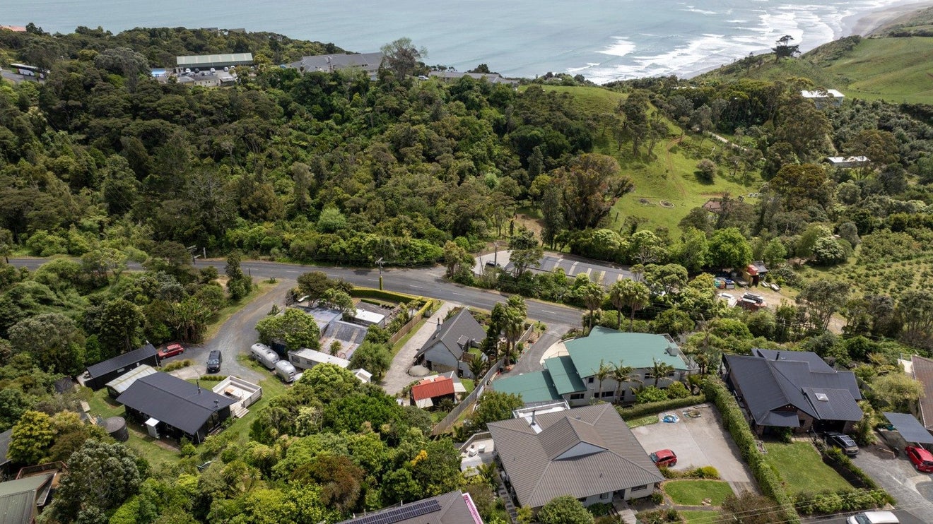 533 Wainui Road, Raglan, Raglan - Carousel 2