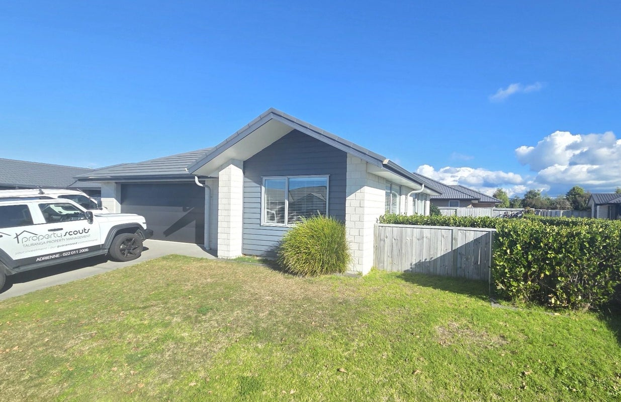 70 Dunkeld Drive, Papamoa - Carousel 2