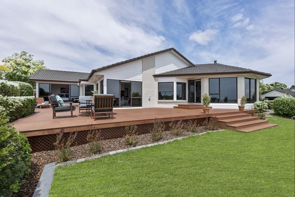 2 Gillard Place, Eastern Beach, Auckland - Carousel 18