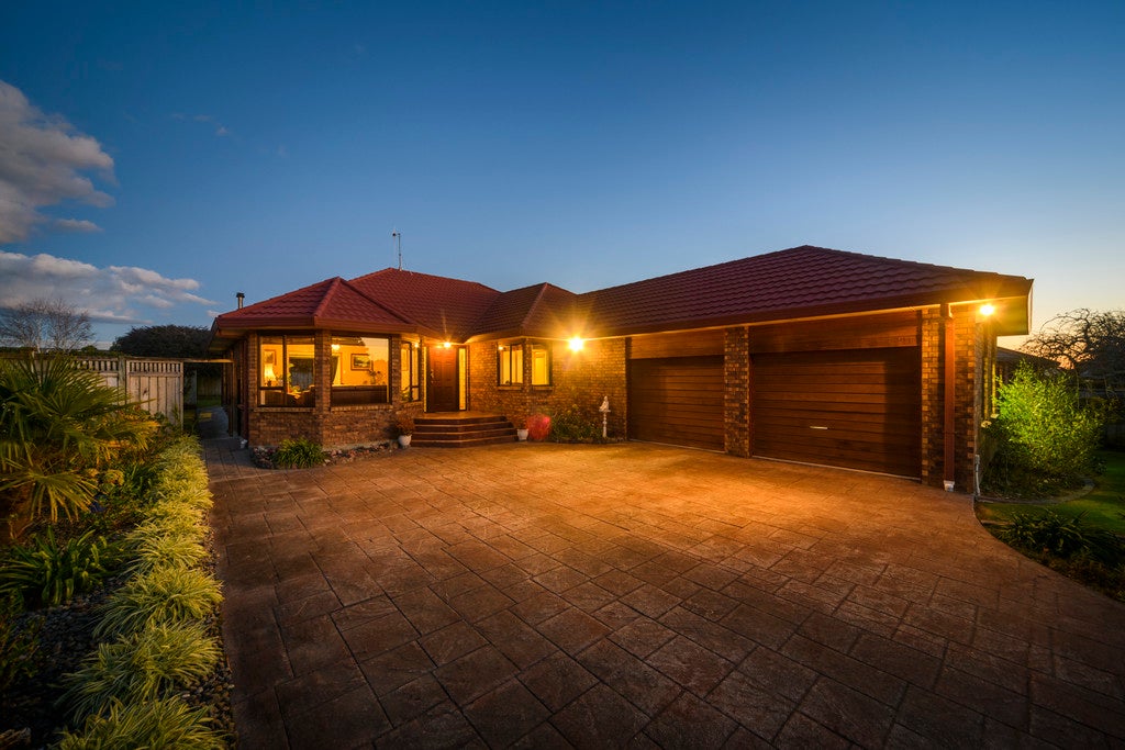 5 Washington Parade, Milson, Palmerston North - Carousel 1