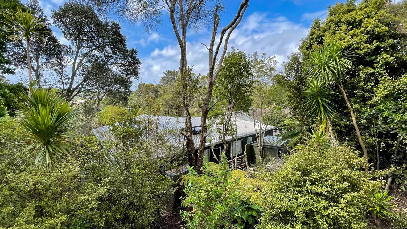 87D Kaurilands Road, Titirangi, Auckland - Carousel 2
