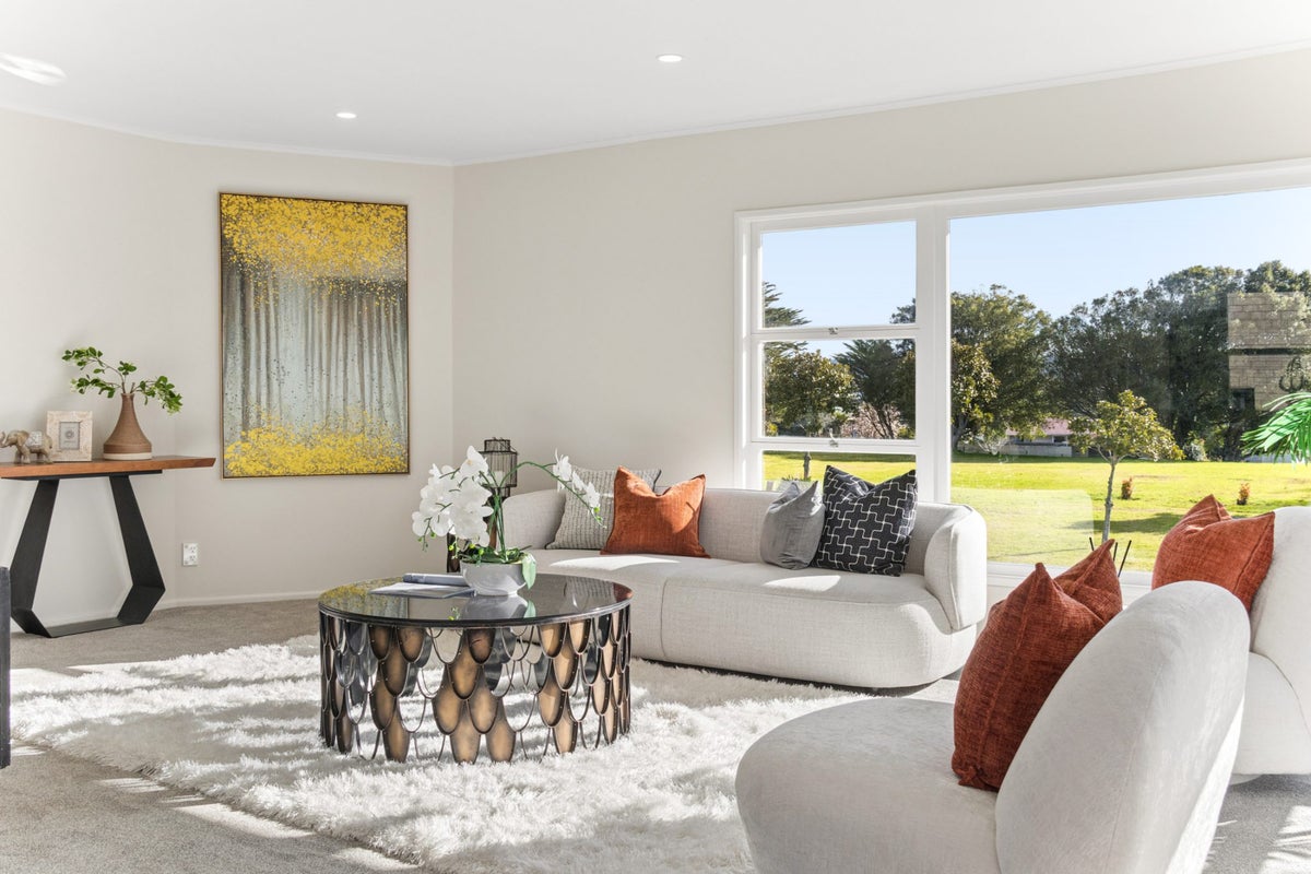 11 Tania Place, Blockhouse Bay, Auckland - Carousel 2