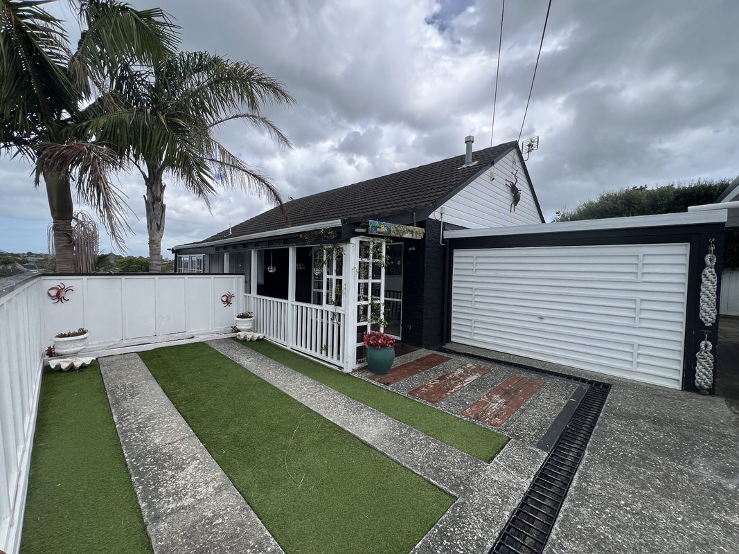 2/28 Onepoto Road, Hauraki, Auckland - Carousel 1