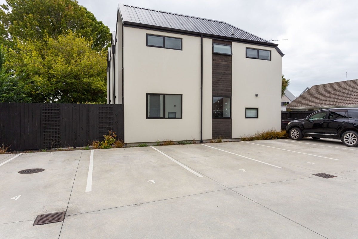 3/77 Southampton Street, Sydenham, Christchurch - Carousel 16