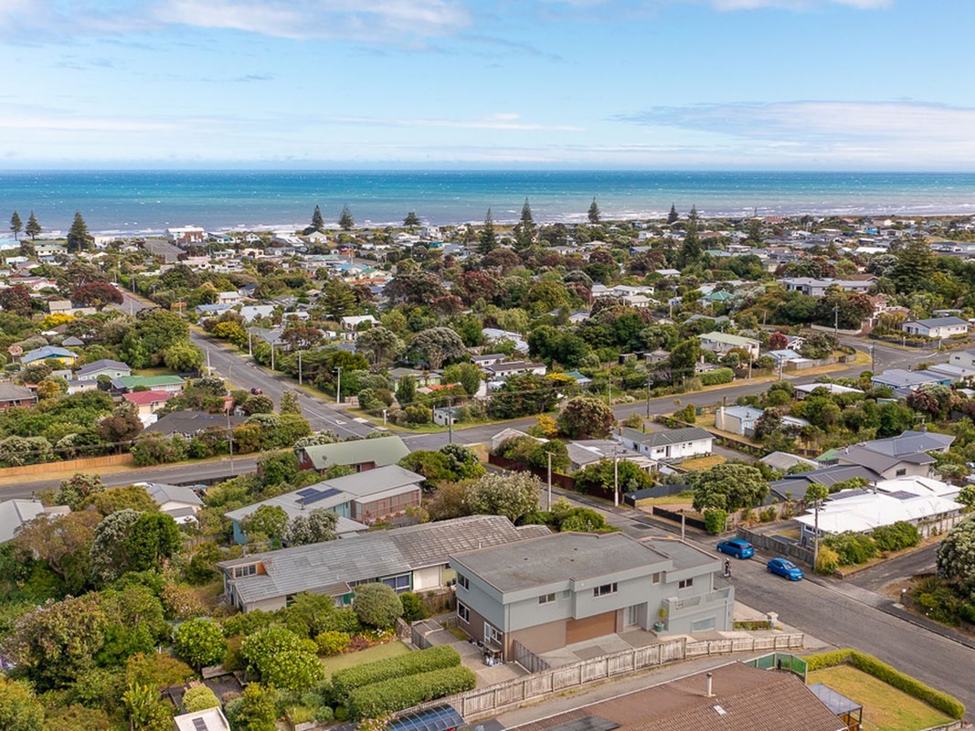 41 Manuka Street, Otaki Beach, Otaki - Carousel 2