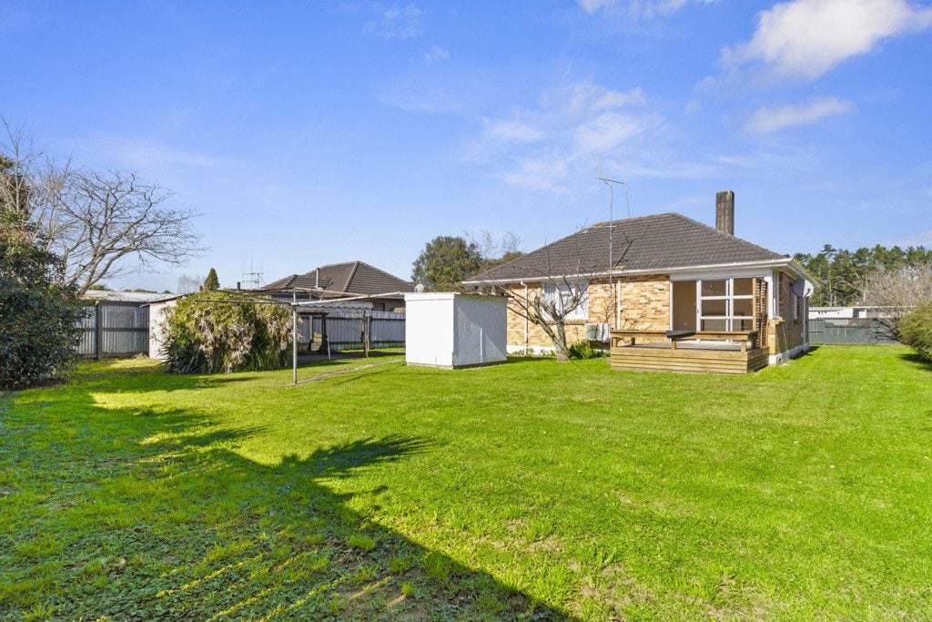 41 Slim Street, Bader, Hamilton - Carousel 12