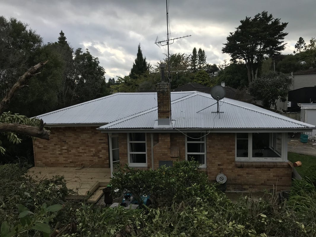 13 Sutton Crescent, Hillcrest, Hamilton - Carousel 1