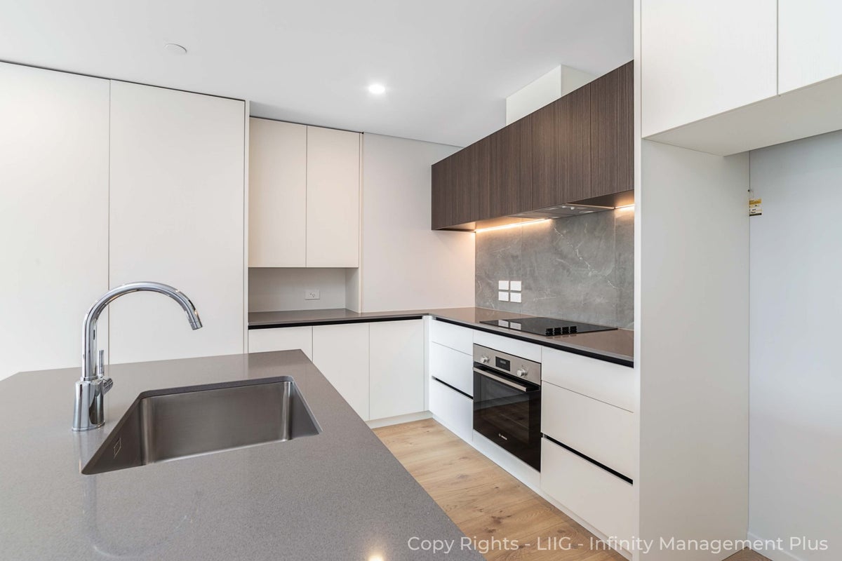 208/3 Kaipiho Lane, Albany, Auckland - Carousel 2