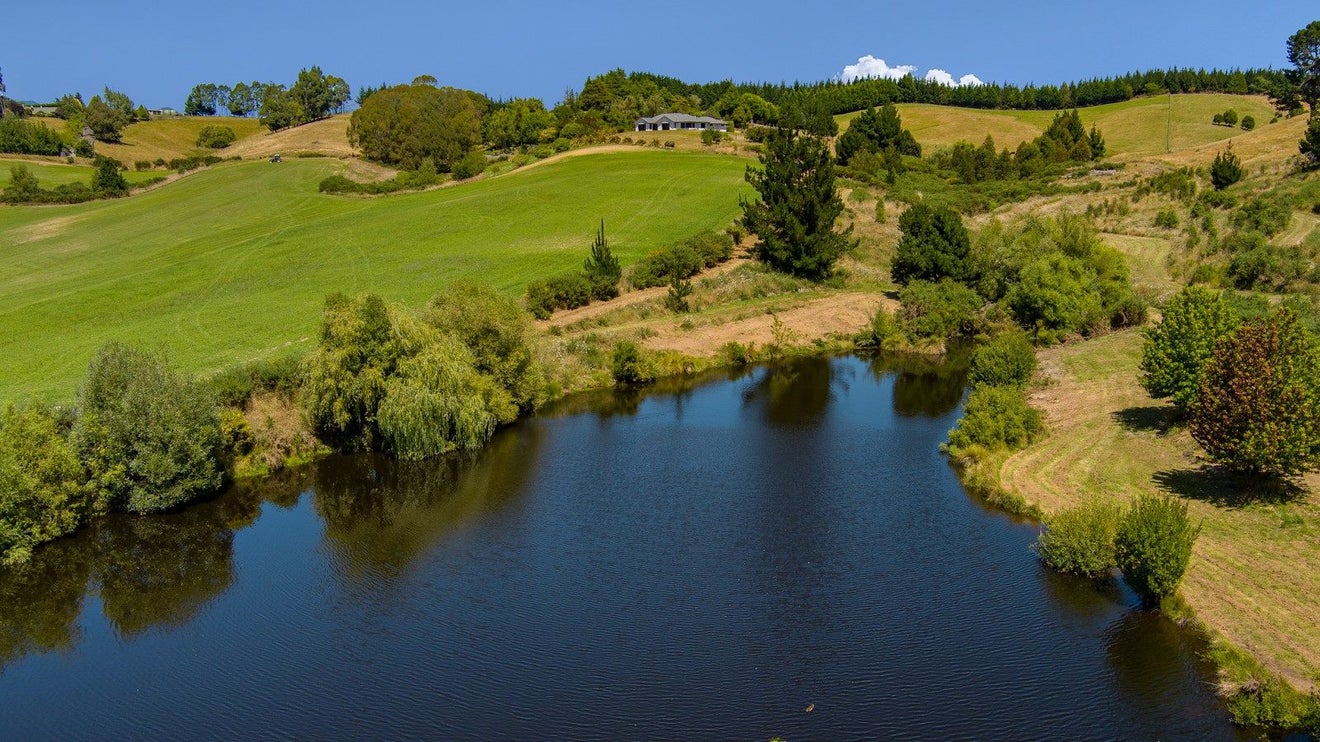 326 Golden Hills Road, Appleby, Richmond - Carousel 2