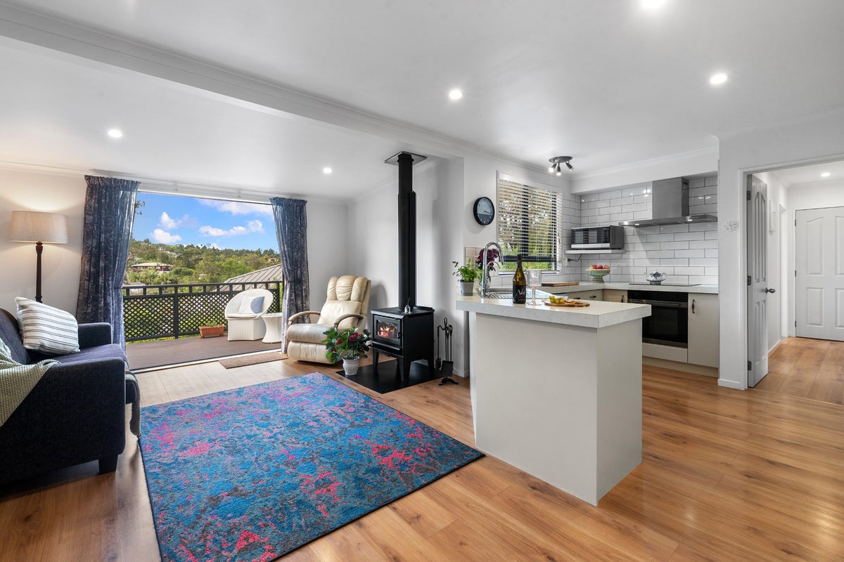 28 Fitzwilliam Drive, Torbay, Auckland - Carousel 2
