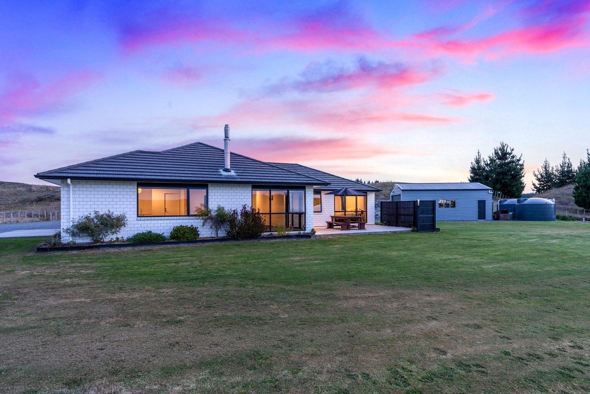 17 Truebridge Drive, Waitarere, Levin - Carousel 2