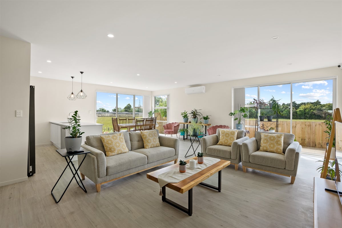 45 Koroheke Road, Takanini, Auckland - Carousel 1
