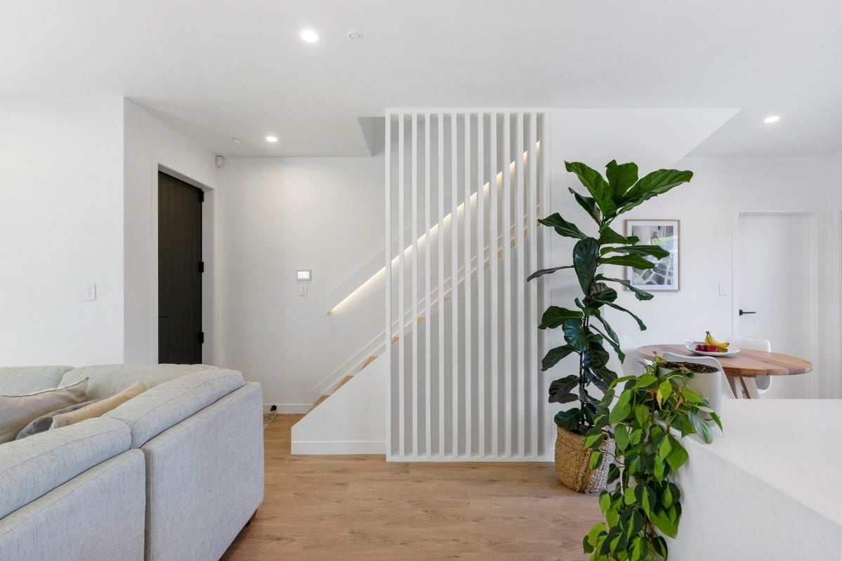 16E Hamurana Place, Te Atatu Peninsula, Auckland - Carousel 2