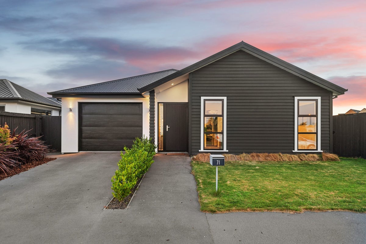 71 Manakura Street, Russley, Christchurch - Carousel 1