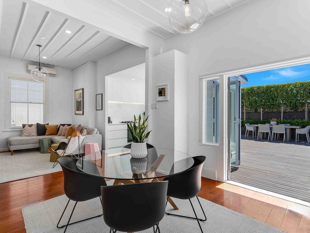 16 Windsor Street, Parnell, Auckland - Carousel 2