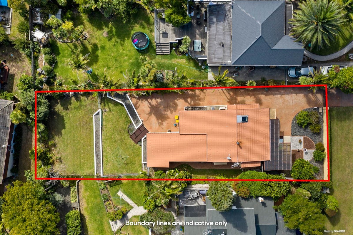 13 Cliff Road, Torbay, Auckland - Carousel 2